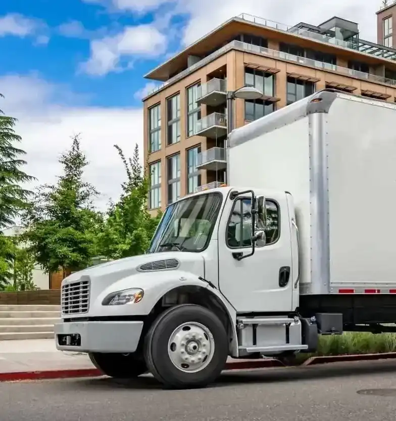 Box Truck Dispatch in 2025: What Owner-Operators Need to Know?