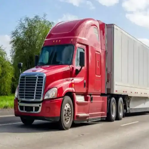 Why Dry Vans Are the Backbone of the Trucking Industry